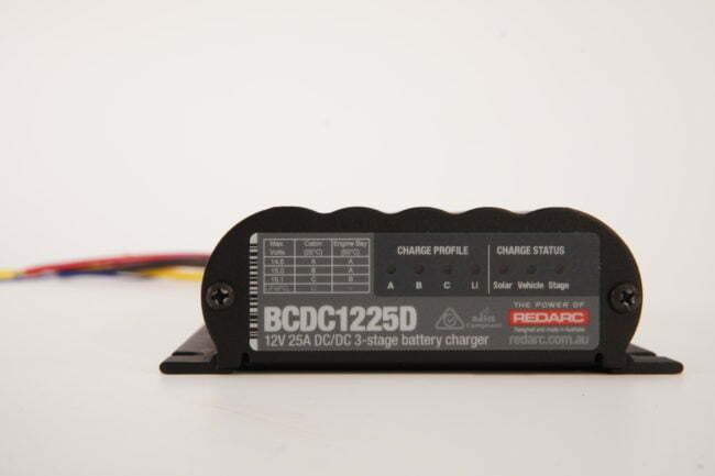 Redarc BCDC Classic Under Bonnet 25A DC Battery Charger - Image 2