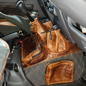 Beesdam Transmission Cover - Legacy Premium Collection