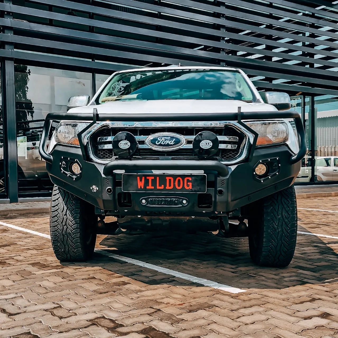 Ford Ranger/Everest PX2/3 2016-2022 Wildog Hunter (Nudge Incl) Bull Bar