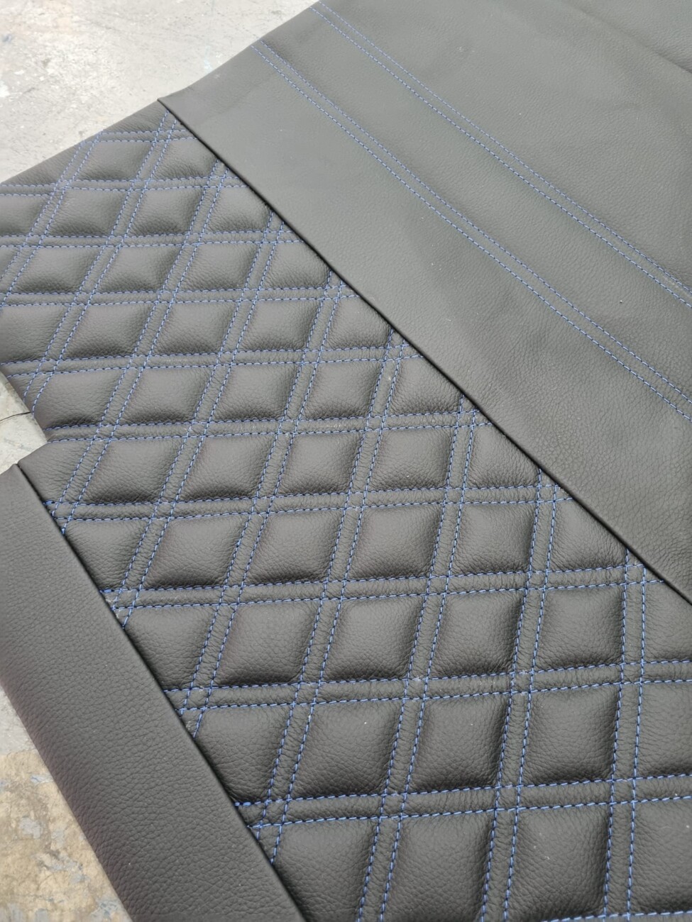 Toyota Land Cruiser 79/76/78 Series - Leather Door Lining Panel - Image 3