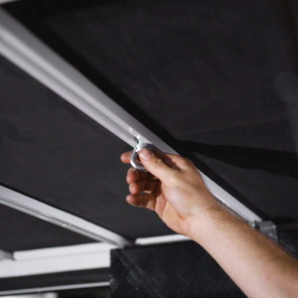 Toyota Hilux D4D Bushtech Aluminium Canopy - Image 4