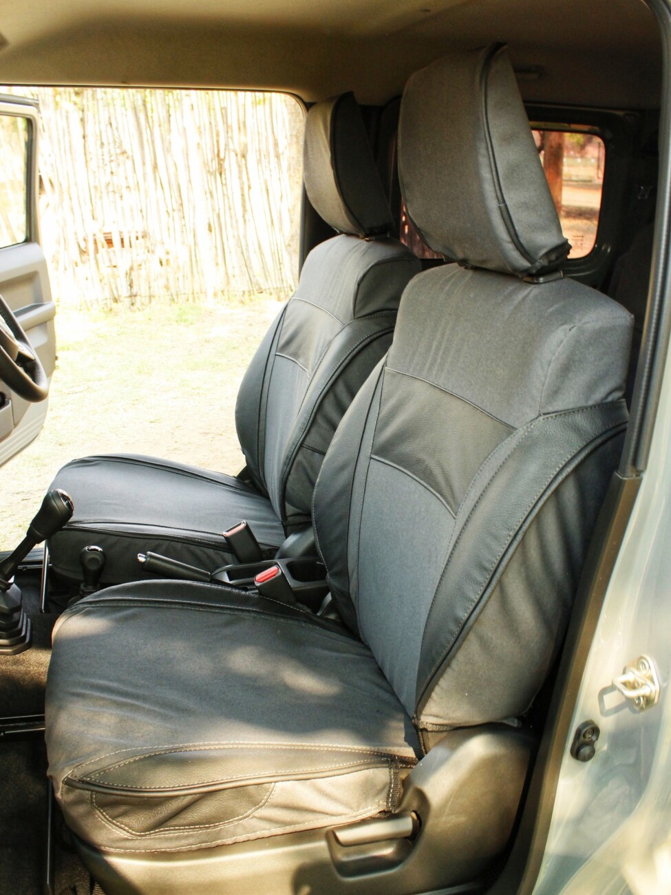 Bosveld Kameeldoring – Canvas and Leather Seat Covers - Image 8