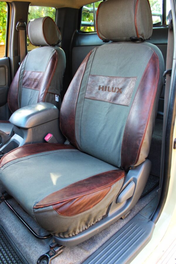 Bosveld Kameeldoring – Canvas and Leather Seat Covers