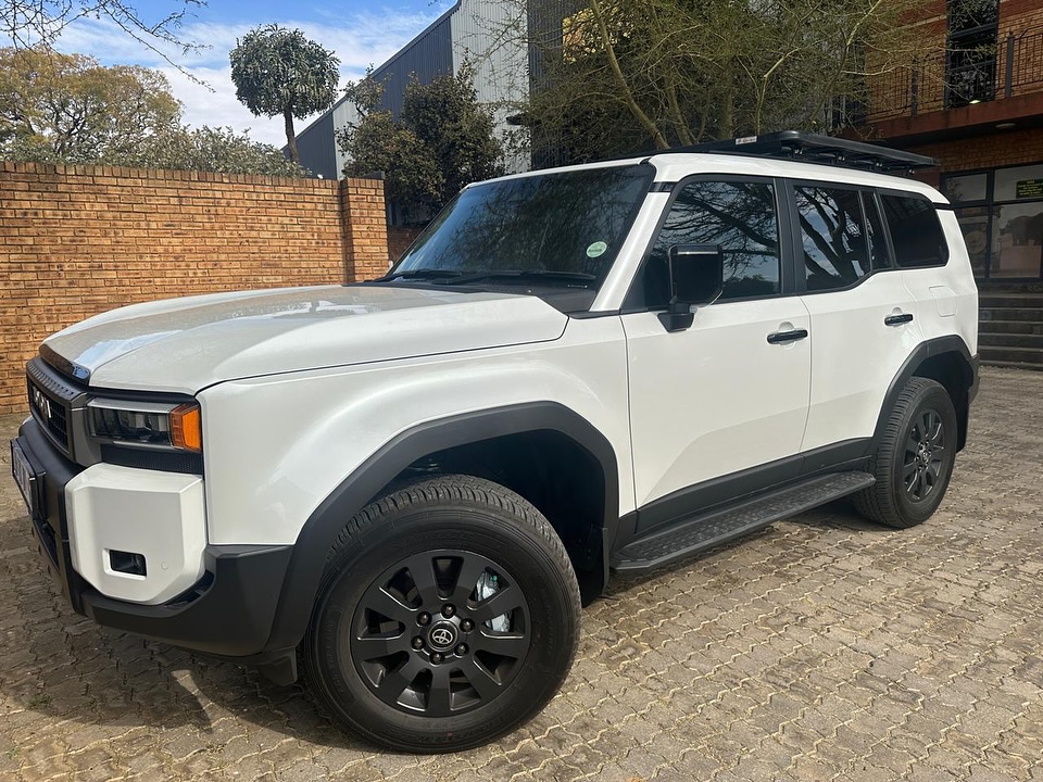 Toyota Prado 250 (2024+) Eezi-Awn K9 Roof Rack - Image 5