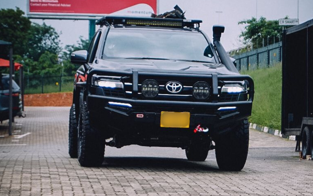 Transforming the Toyota Land Cruiser 300 GXR into an Off-Road Beast: A Comprehensive 4×4 Fitment