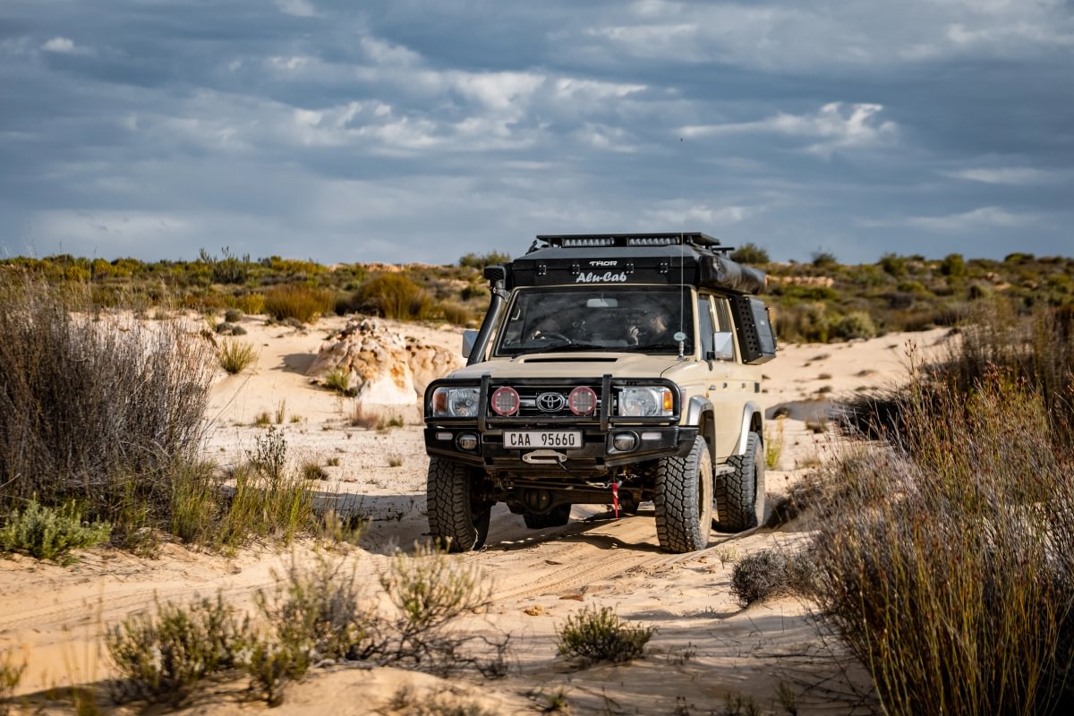 Toyota Land Cruiser 76 Series 2009+ Alu-Cab Thor Roof Conversion - Image 5