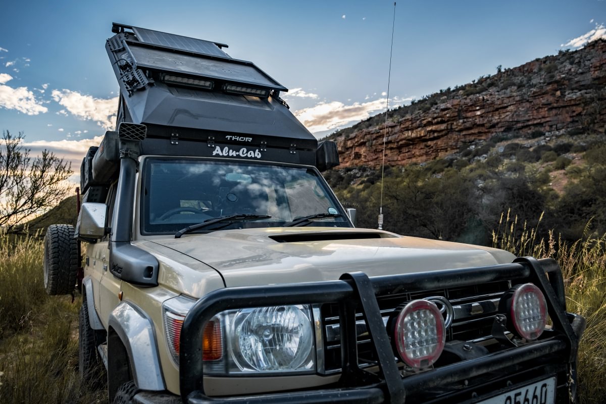 Toyota Land Cruiser 76 Series 2009+ Alu-Cab Thor Roof Conversion - Image 17