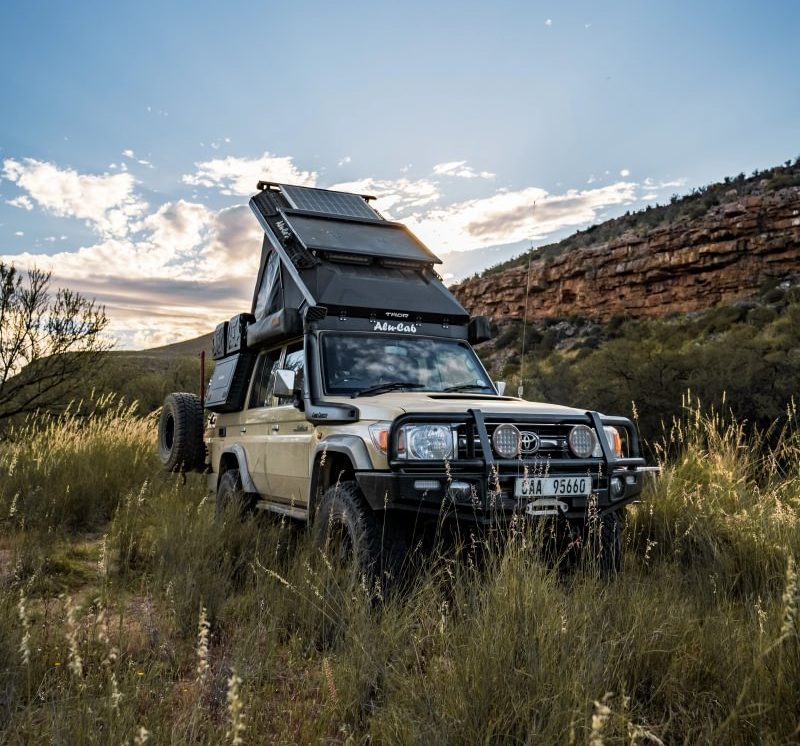 Toyota Land Cruiser 76 Series 2009+ Alu-Cab Thor Roof Conversion