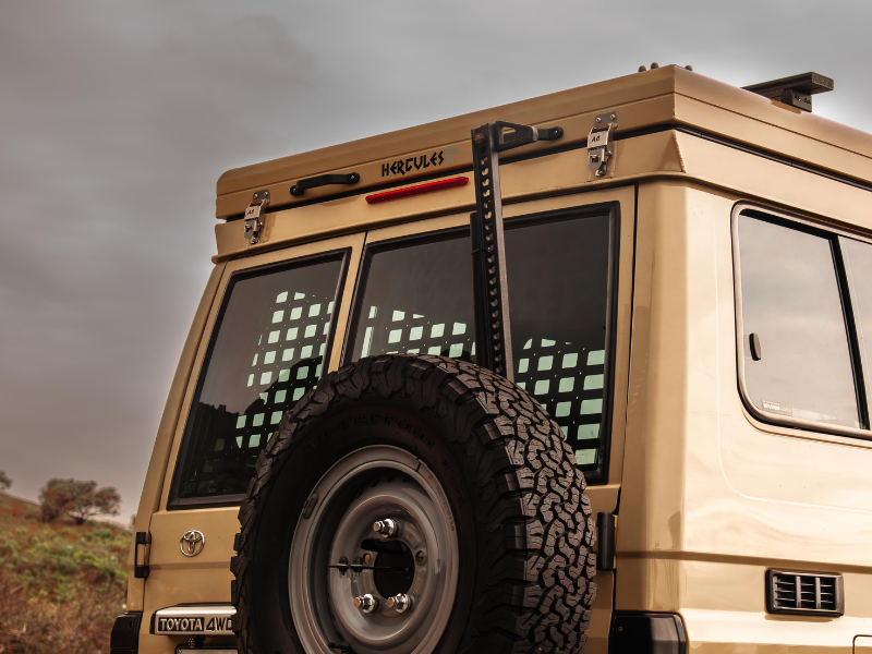 Toyota Land Cruiser 78 Series 2009+ Alu-Cab Hercules Roof Conversion - Image 8