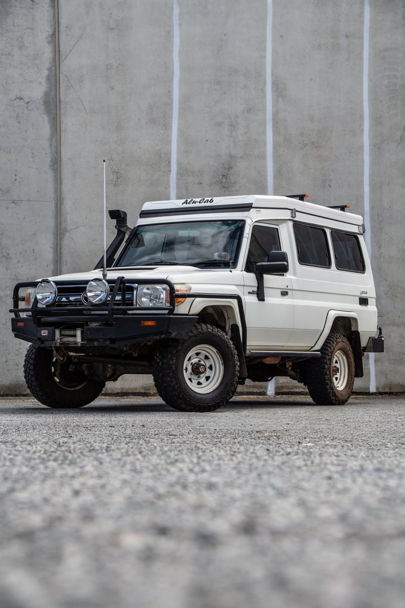 Toyota Land Cruiser 78 Series 2009+ Alu-Cab Hercules Roof Conversion - Image 14