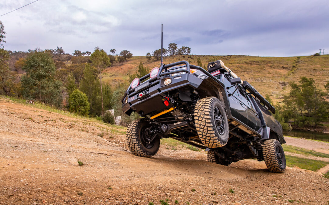 Compare Old Man Emu BP-51, MT64 & Nitrocharger Sport | Land Cruiser 79 Suspension Guide