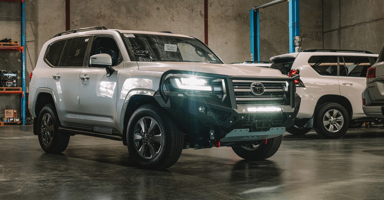 Toyota Land Cruiser 300 2021+ Offroad Animal Toro Bull Bar - Image 4