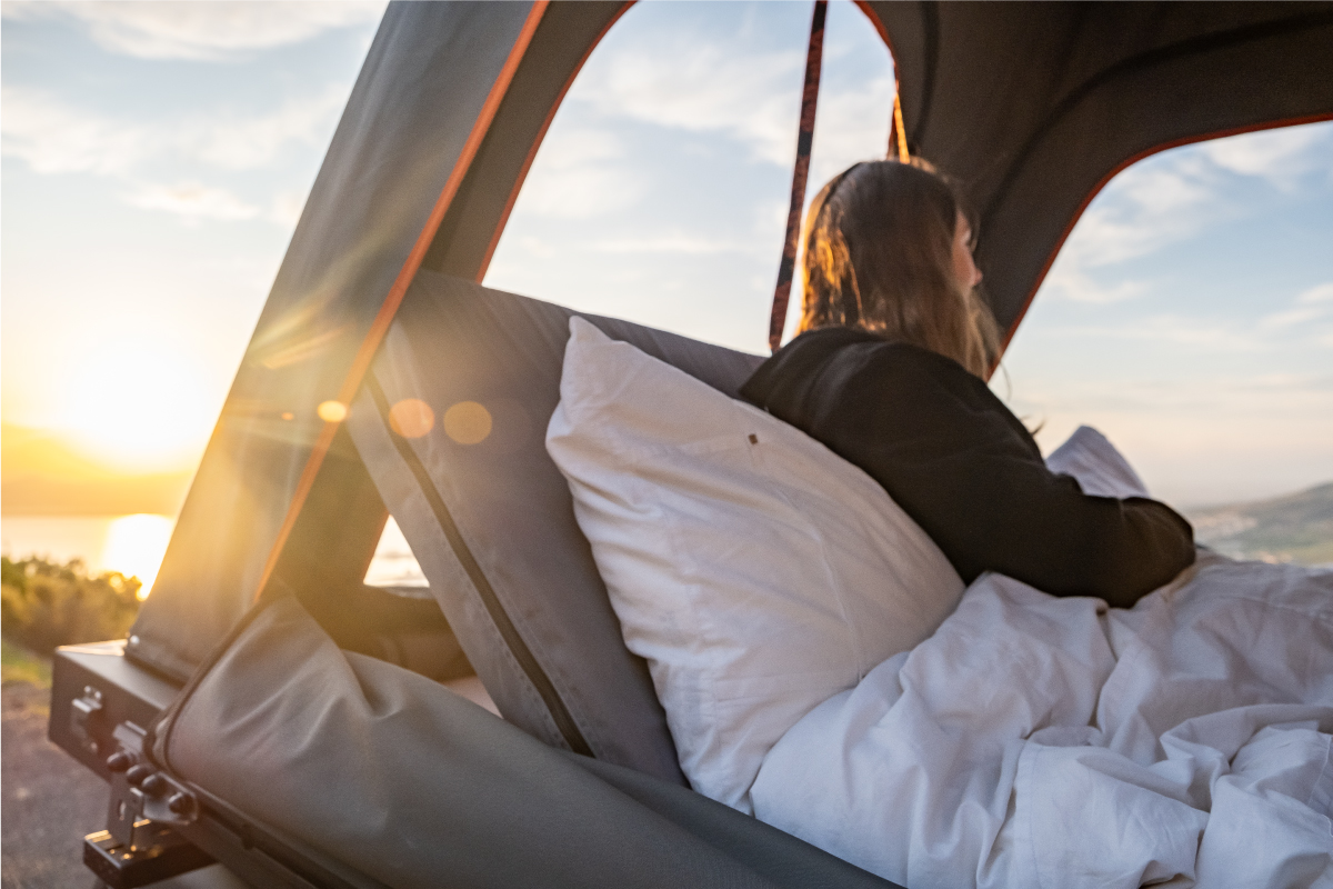 Alu-Cab Gen 3-R Hard Shell Rooftop Tent - Image 14