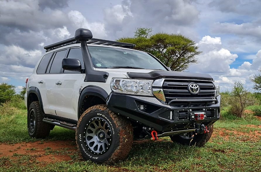 Toyota Land Cruiser 300 2021+ Rhino Evolution 3D Bull Bar