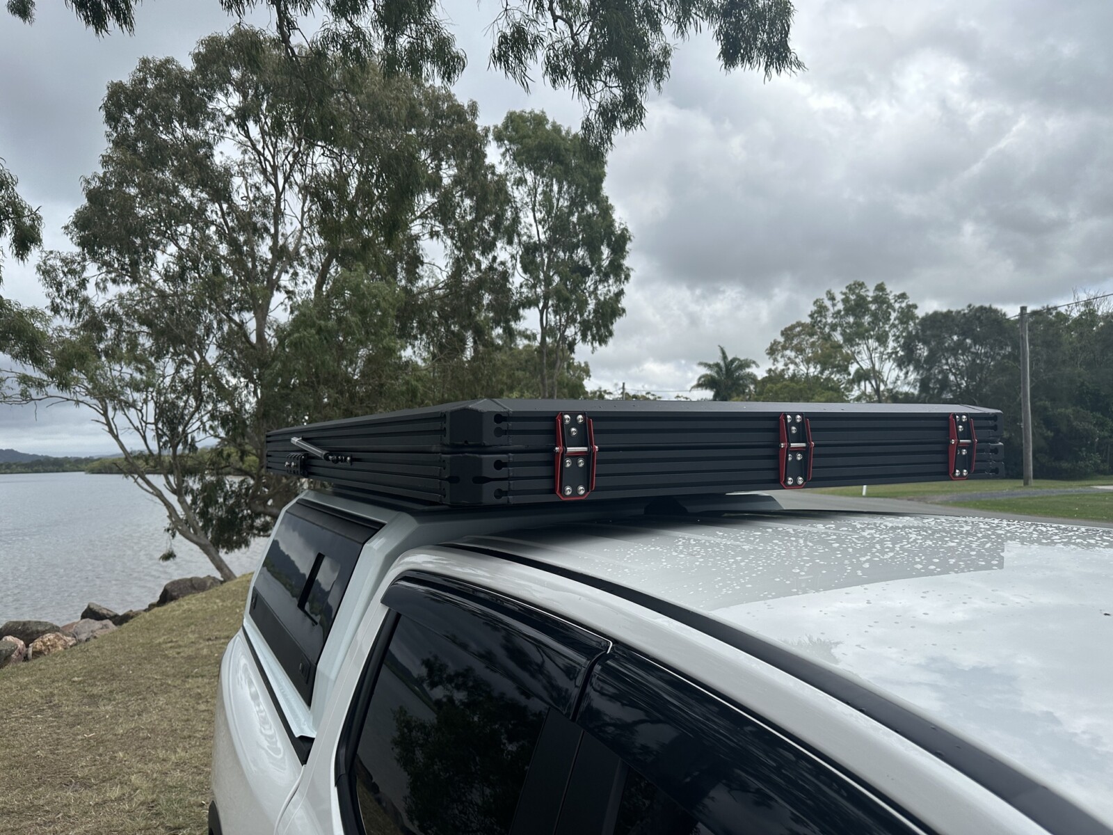 Bush Company LX27 Clamshell Rooftop Tent - Image 2