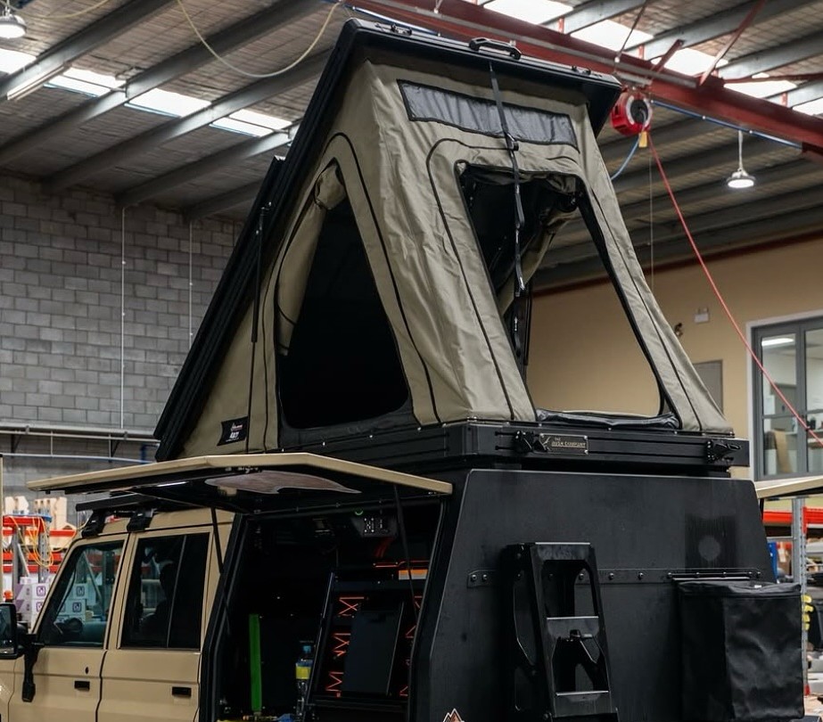 Bush Company AX27 Clamshell Rooftop Tent - Image 2