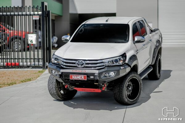 Toyota Hilux GD6 2016-2017 Hamer King Series Bull Bar