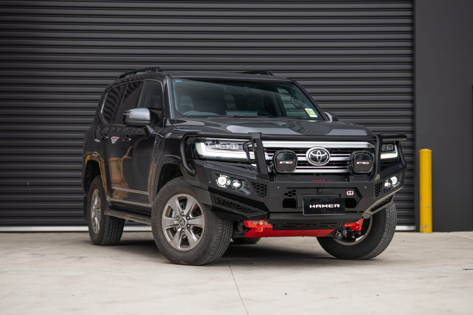 Toyota Land Cruiser 300 2021+ Hamer King Plus Series Bull Bar