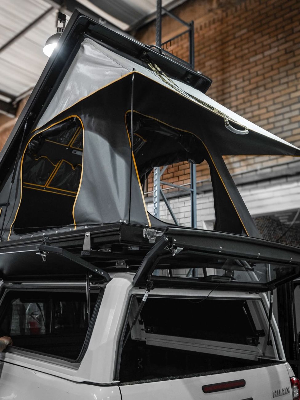 Quick Pitch Rooftop Tent - Image 2