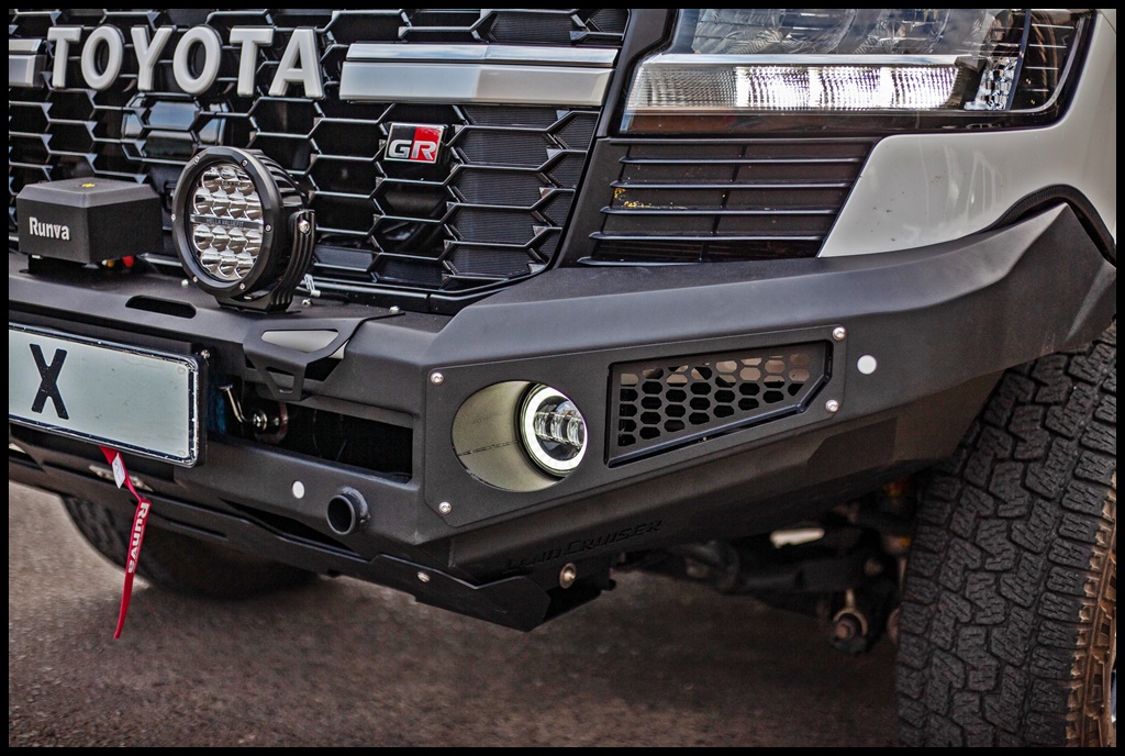 Toyota Land Cruiser 300 GR-S/GX-R 2021+ Gobi Stealth Bull Bar - Image 2