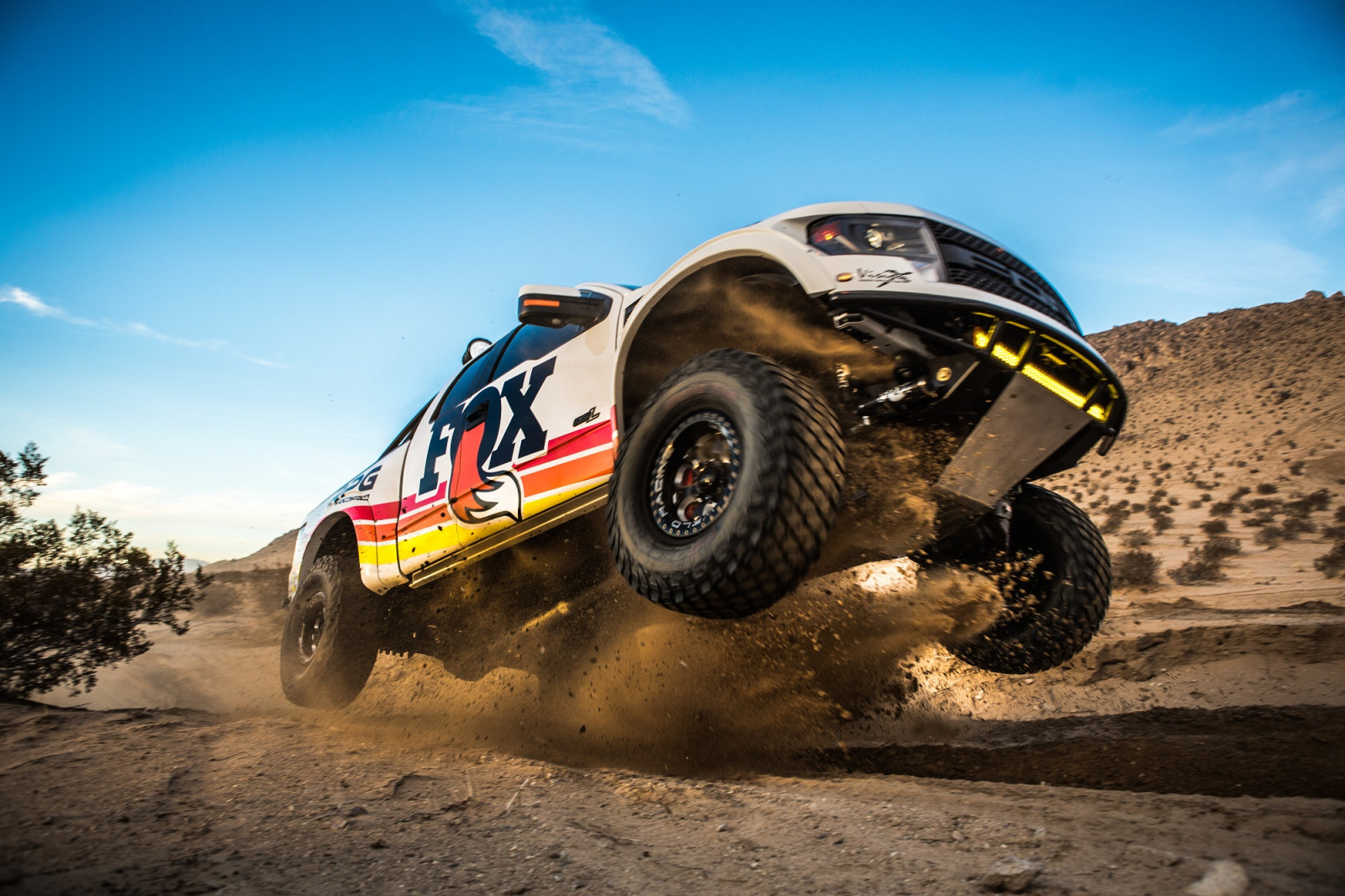 Fox Suspension 4WD - Image 2