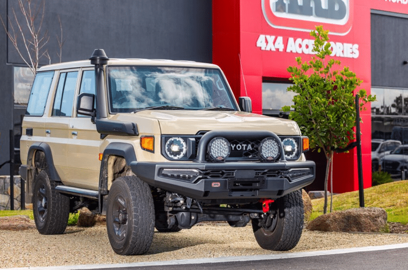 Toyota Land Cruiser 79/76 Series 2024+ ARB Summit MKII Sahara Bull Bar