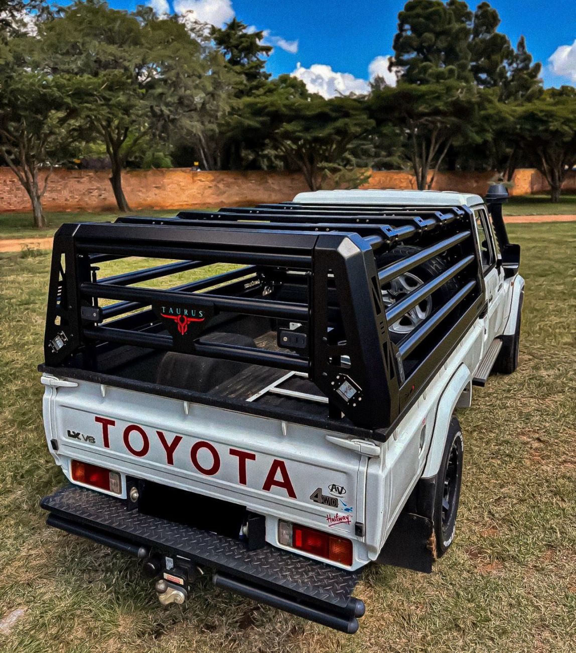 Taurus Rack Rail Deluxe - Land Cruiser 79 Series 2009+