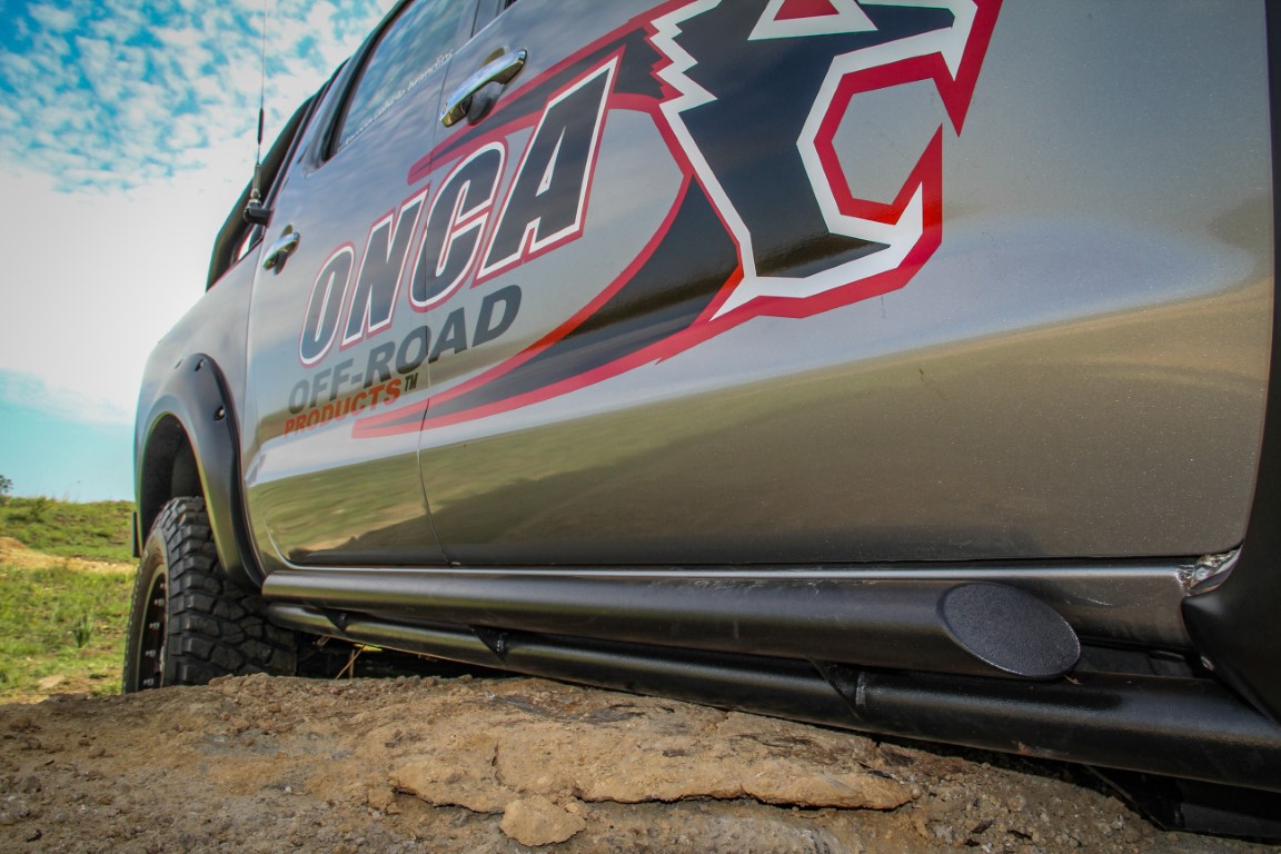 Toyota Hilux D4D 2005-2015 Double Cab Onca Rocksliders