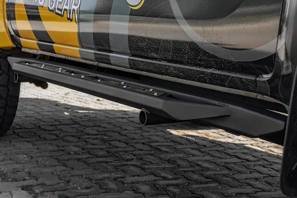 Toyota Hilux GD6 2016-2025 Double Cab Desert V-Range Rocksliders - Image 2