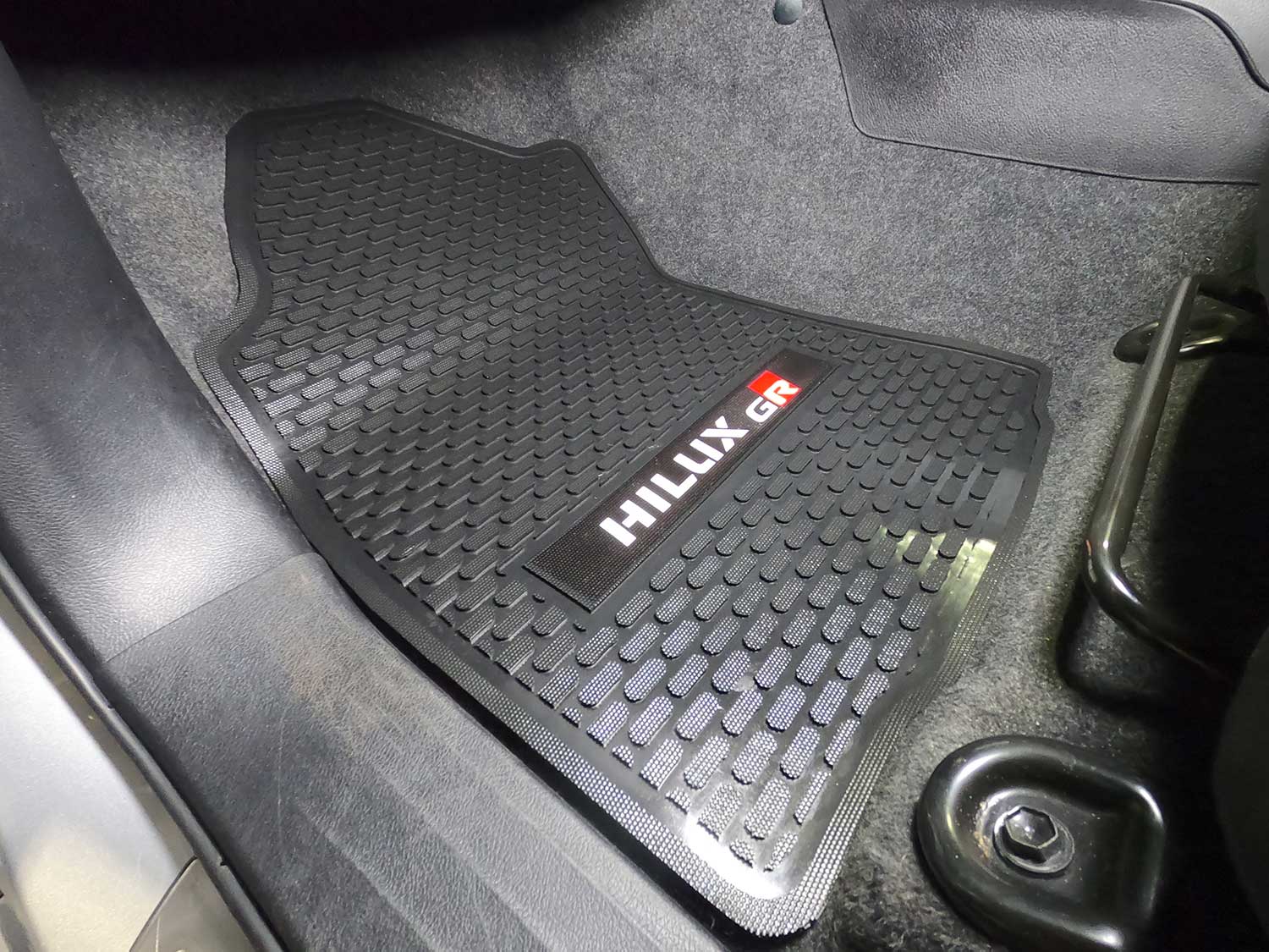 Toyota Hilux GRS II/III Addo Floor Mats - Image 2