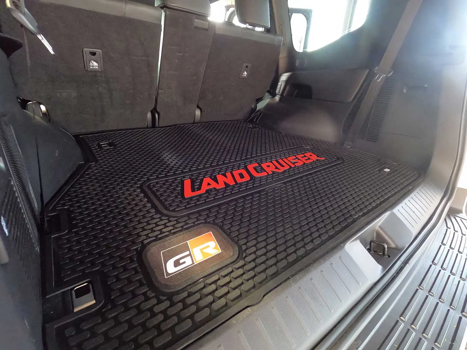 Toyota Land Cruiser 300 Series GR-S 2021+ Addo Floor Mats - Image 5