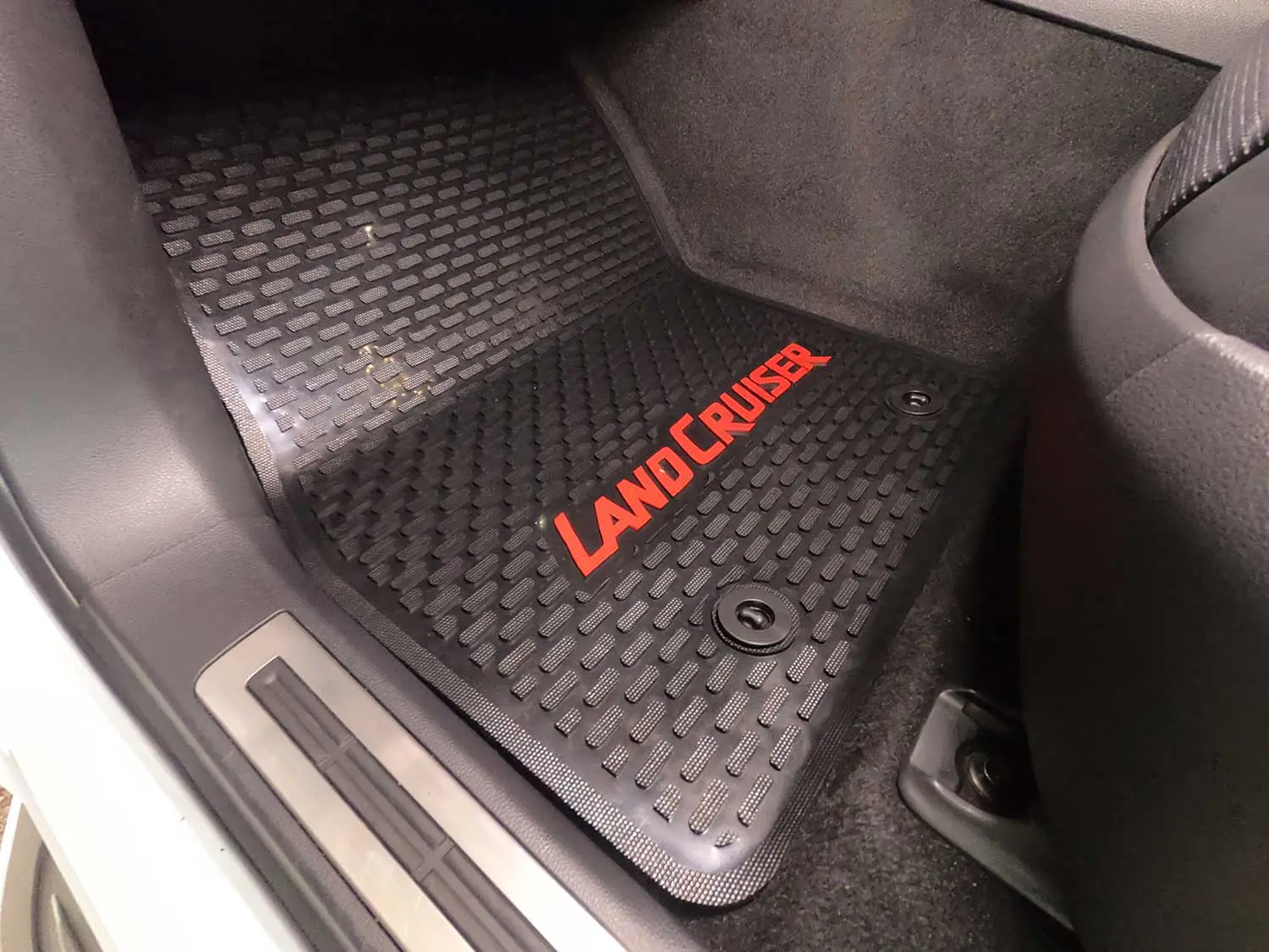 Toyota Land Cruiser 300 Series GR-S 2021+ Addo Floor Mats - Image 4