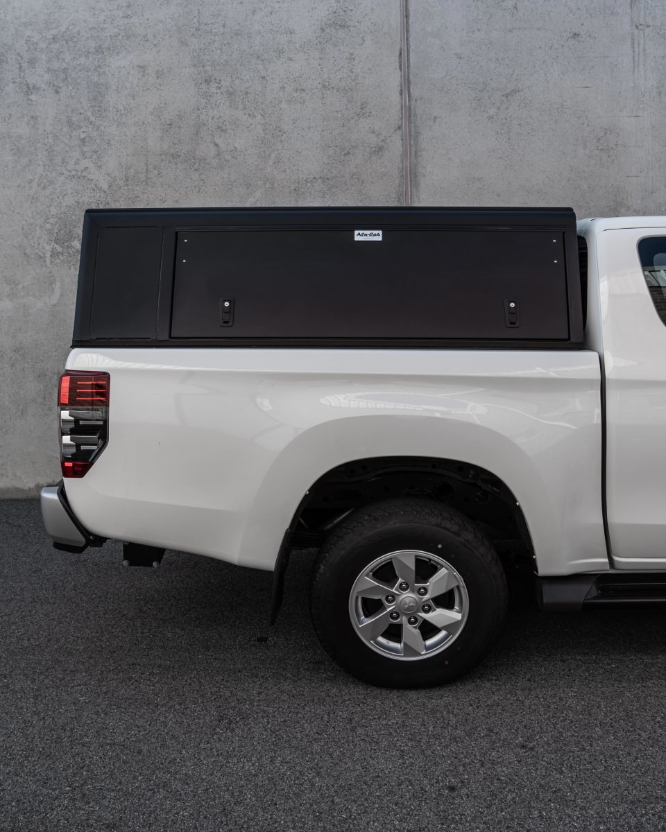 Mitsubishi Triton MV 2025+ Alu-Cab Contour Canopy - Image 7
